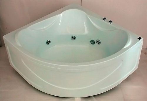 BAS. Ванна "РИОЛА" с гидромассажным оборудованием FLAT  1350х1350