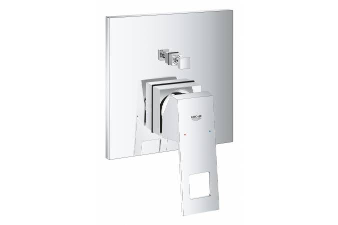 GROHE. Смеситель для ванны GROHE Eurocube, хром 24062000